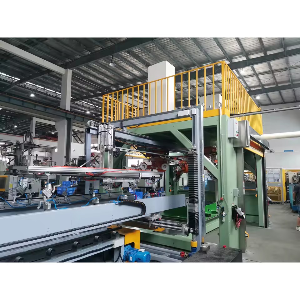 Professional Manufacturer CNC 6-axis 3D Cutting Waterjet Cutters Used for Car Roof and Carpet