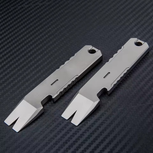 Industrial Titanium Alloy Sheep Horn Nail Remover Mini Crowbar Multi-Functional Portable EDC Tool Screwdriver Bottle Opener