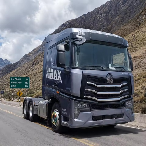 Used SINOTRUK HOWO MAX 6x4 Tractor Truck for South America Buyers 400-500L Fuel Tank Heavy Duty Prime Mover
