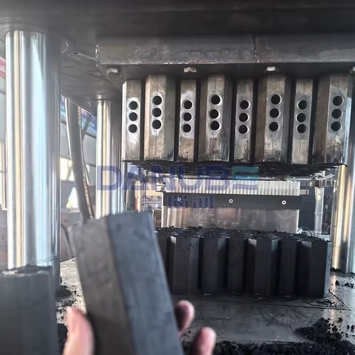 Manufacturer-Priced Block Fish Bait Forming Machine Fish Bait Block Press Machinery Block Fish Bait Briquette Making Equipment
