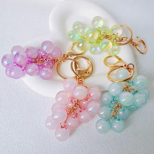 Fashion Hot Selling Creative and Cute Bubble Jelly Grape String Keychain Fruit Car Key Student Schoolbag Keychain
