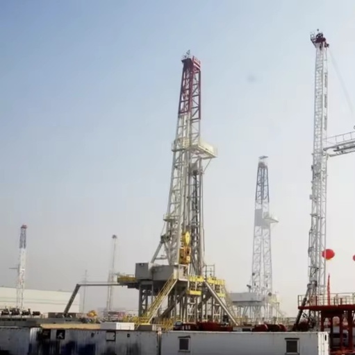 Premium Quality Zj-90 Rotary Drilling Rig with Electric AC Motor for Water or Oil Drilling 380V Free Shipping