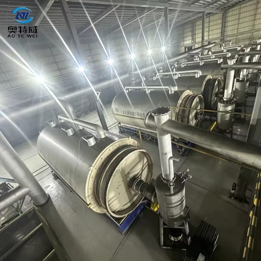 High Efficiency Manufacturer Discarded Packaging Plastics Crude Petroleum Sludge Mud Into Oil Batch Pyrolysis Machine