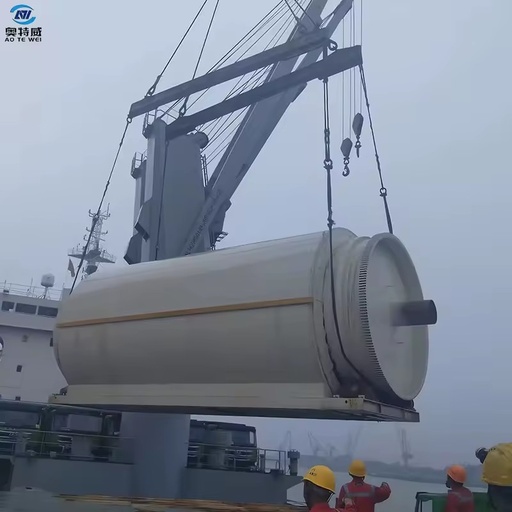 High-Tech Plastic Waste Petroleum Sludge Rubber Tires Convert Into Fuel Oil Waste Plastic Pyrolysis Machine